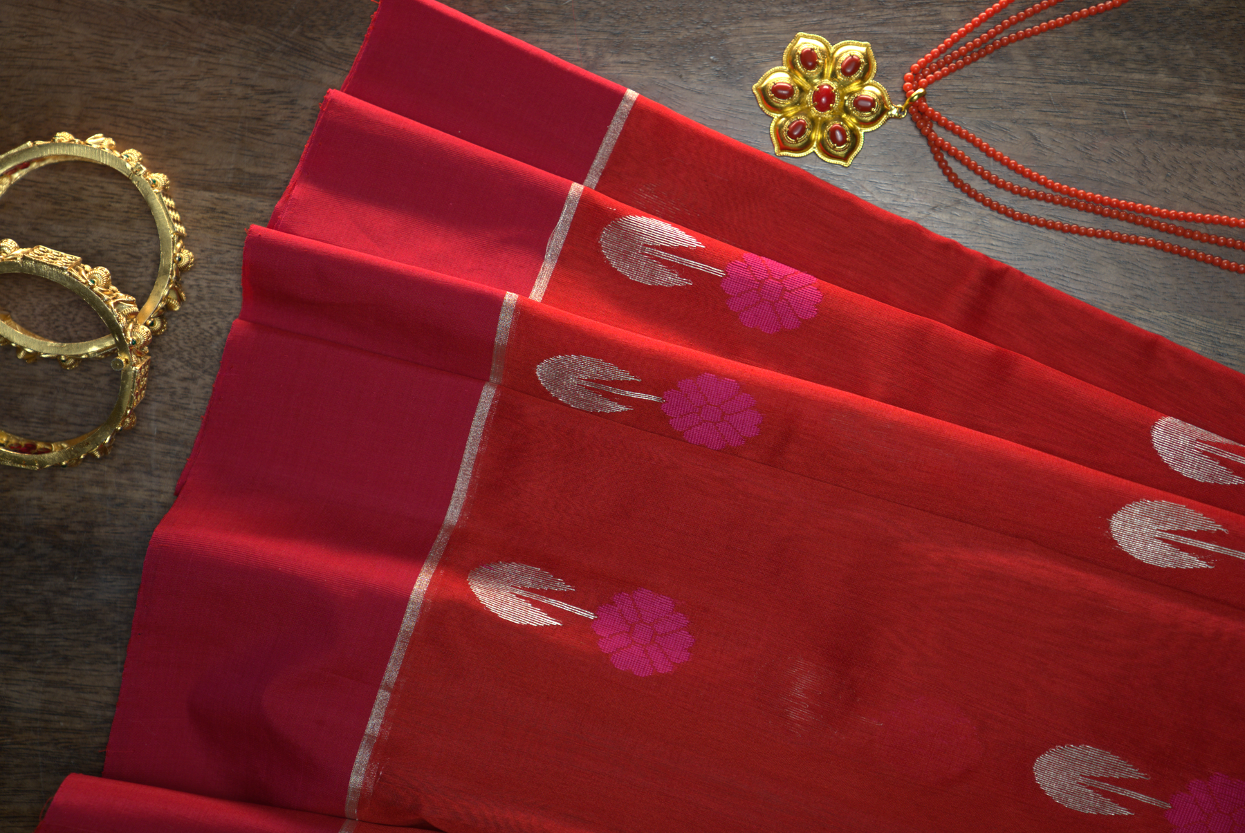 Chanderi Silk Sarees: Elevate Your Wardrobe with These Tips