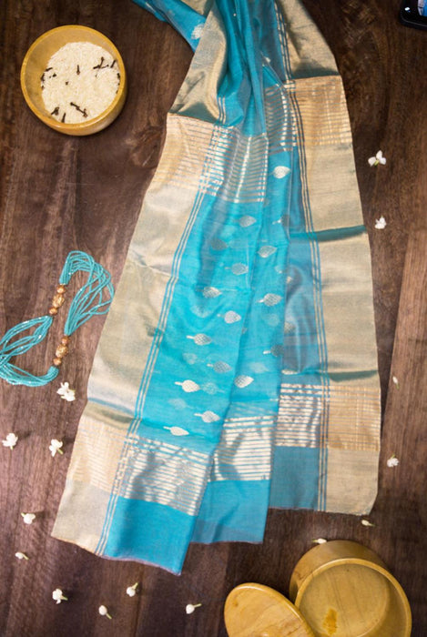 Graceful Blue Booti Work Hand-Woven Silk-Cotton Chanderi Saree with Zari Border