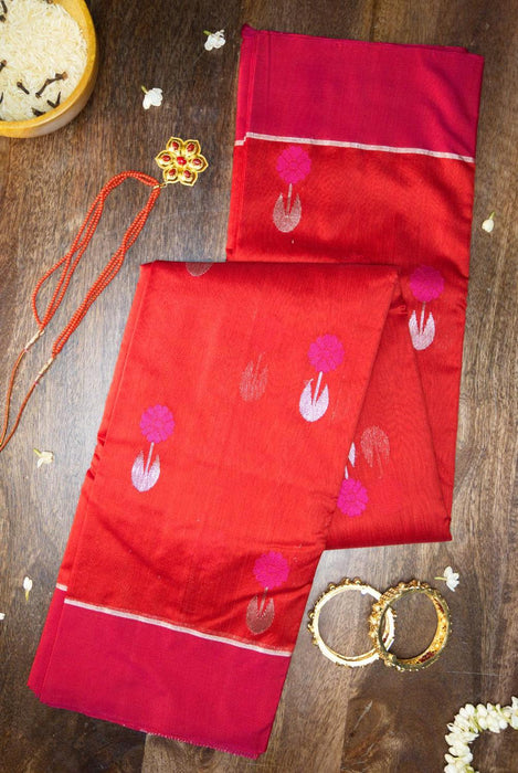 Elegant Red and Pink Booti Work Hand-Woven Silk-Cotton Chanderi Saree with Magenta Border