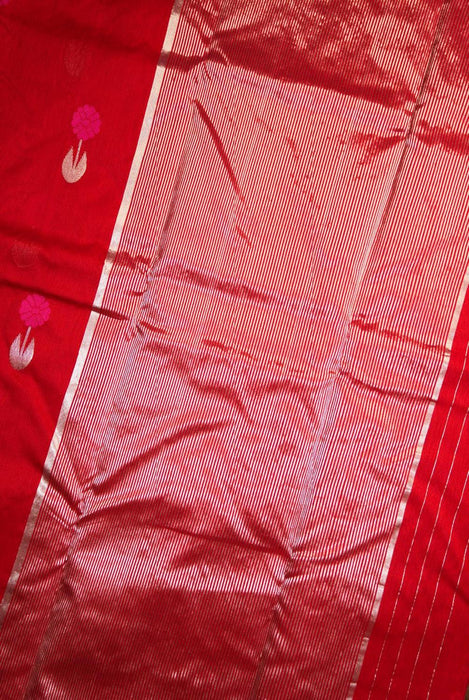 Elegant Red and Pink Booti Work Hand-Woven Silk-Cotton Chanderi Saree with Magenta Border