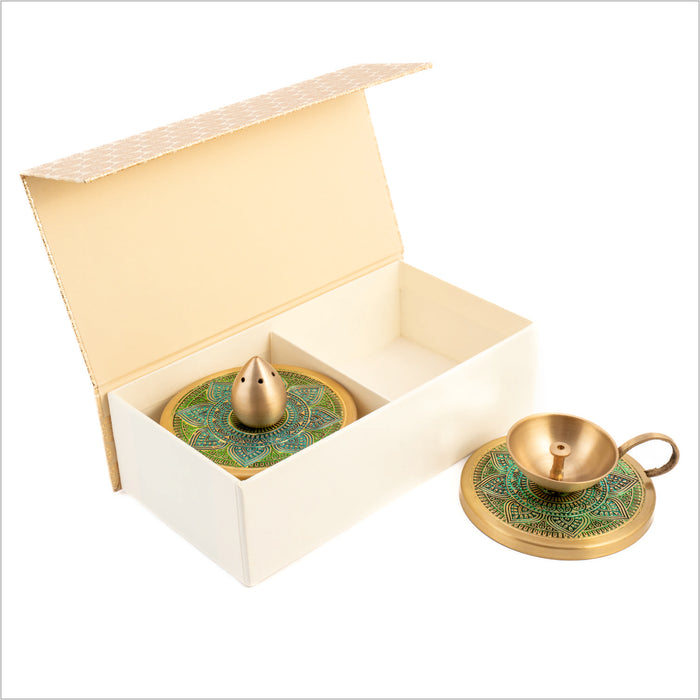 GIFT BOX : VRINDA DIYA + INCENSE HOLDER